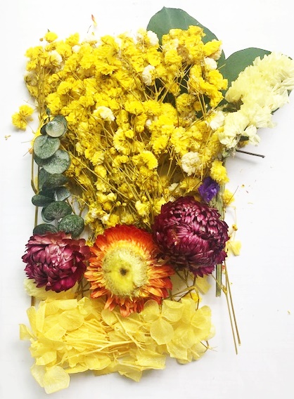 Flori si frunze naturale cu Floarea Miresei - Yellow